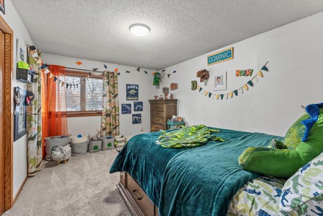 952 154th Lane NW, Andover, MN 55304