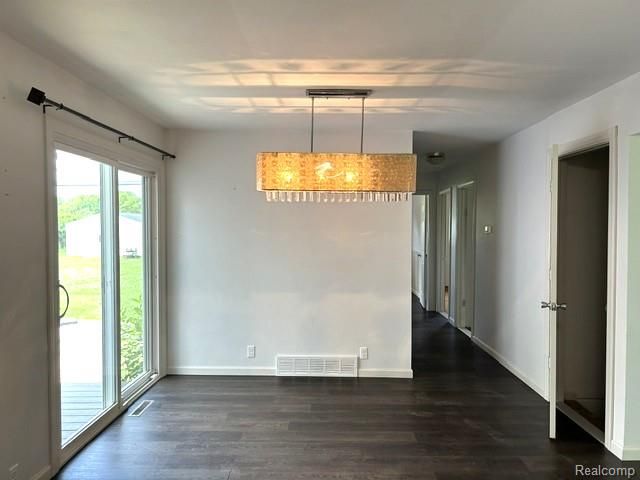 8475 Bridge Lake Road, Springfield Charter Township, MI 48348