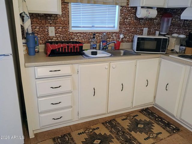 1150 N DELAWARE Drive 24, Apache Junction, AZ 85120