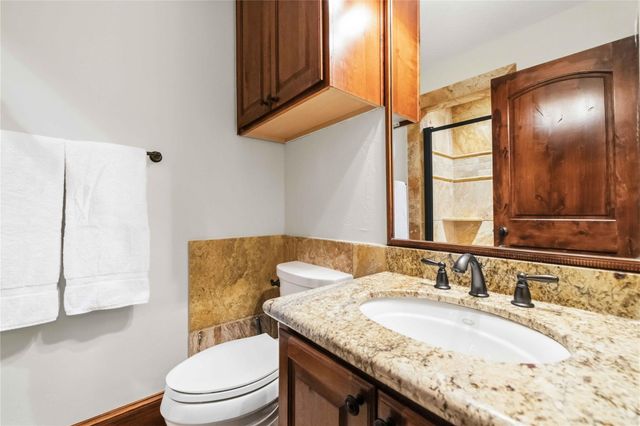 512 Harbor DR 7, Spicewood, TX 78669