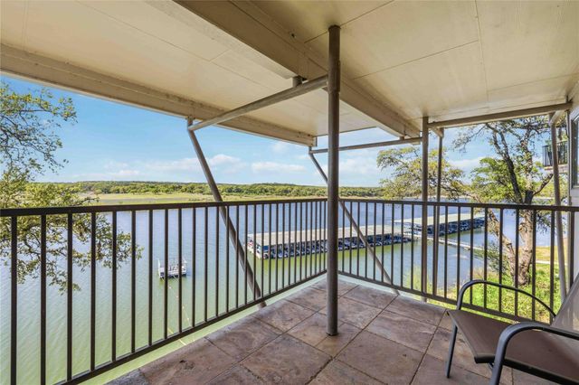 512 Harbor DR 7, Spicewood, TX 78669