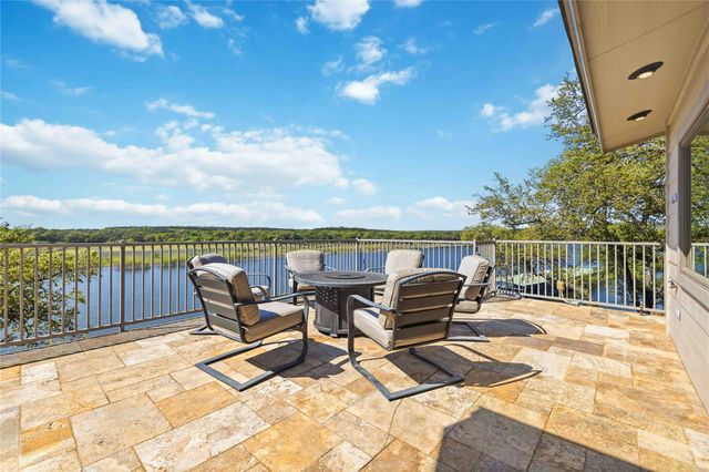 512 Harbor DR 7, Spicewood, TX 78669