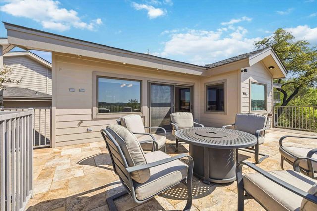 512 Harbor DR 7, Spicewood, TX 78669