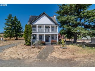 13224 Se LOOKINGGLASS Rd, Winston, OR 97496