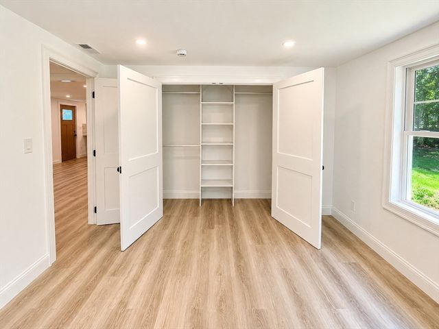 373 Eliot St, Ashland, MA 01721