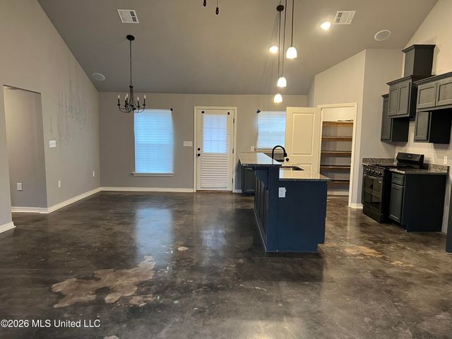 109 Cowan Street, Ridgecrest, LA 71334