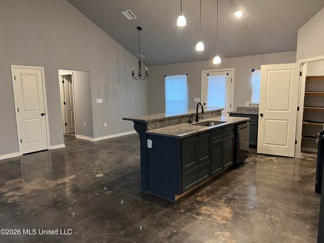 109 Cowan Street, Ridgecrest, LA 71334