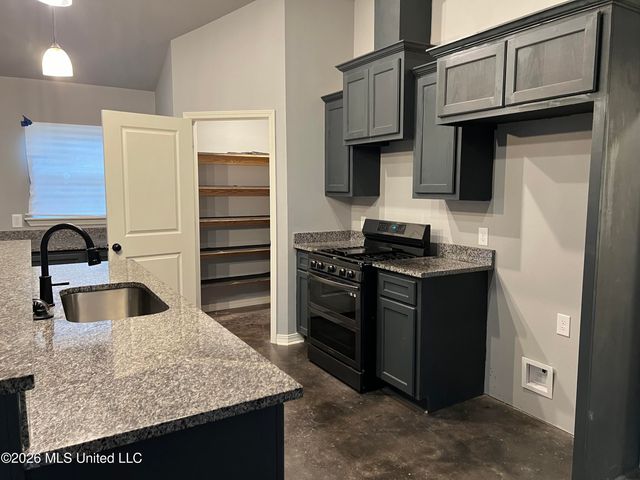 109 Cowan Street, Ridgecrest, LA 71334