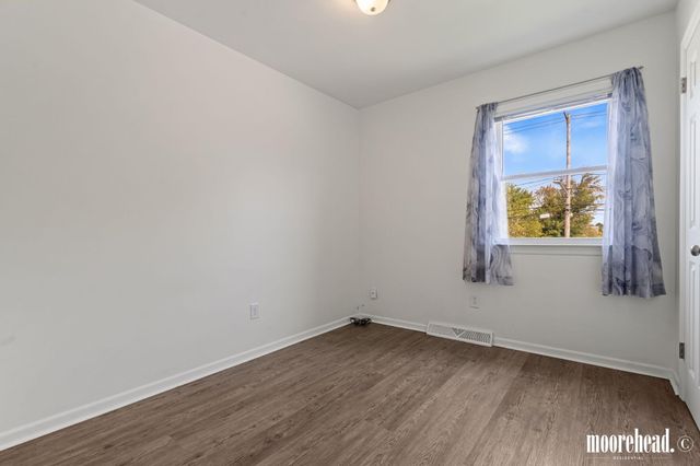 1860 Boston Street SE, Grand Rapids, MI 49506