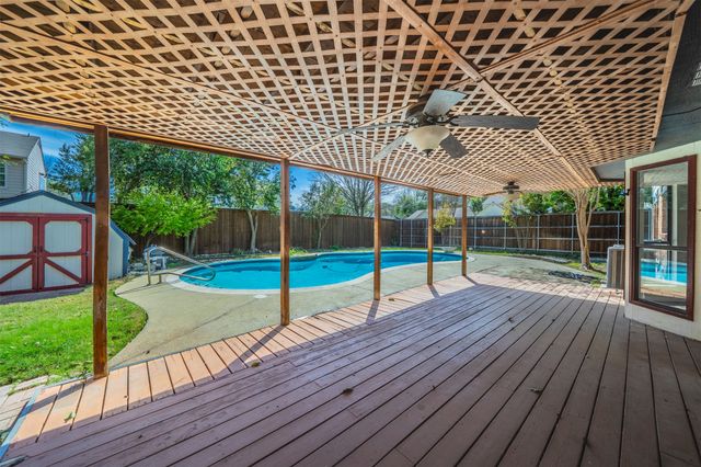 4424 Newberry Street, Grand Prairie, TX 75052