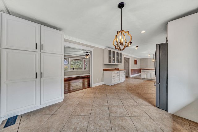 83 Springview CT, Troutville, VA 24175