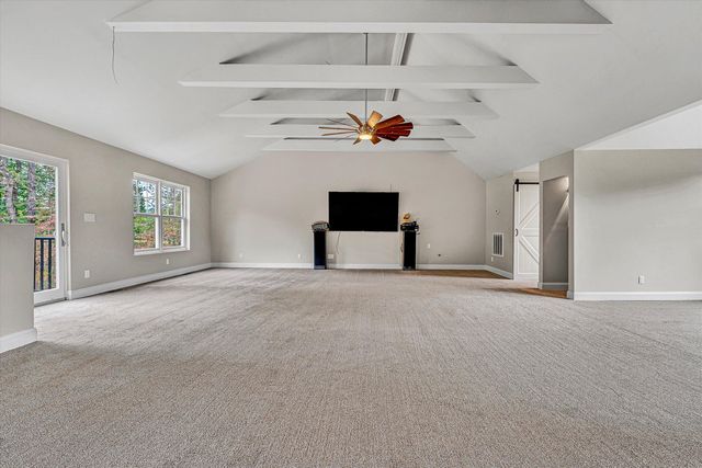 83 Springview CT, Troutville, VA 24175