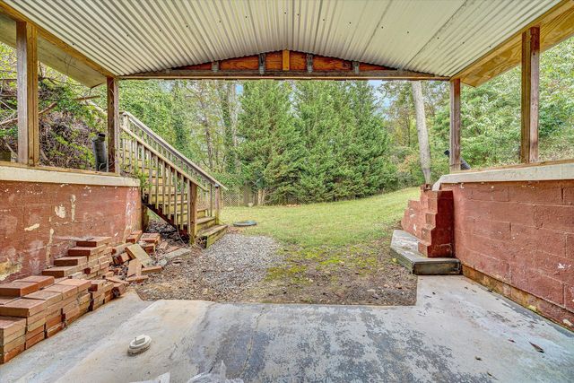 83 Springview CT, Troutville, VA 24175