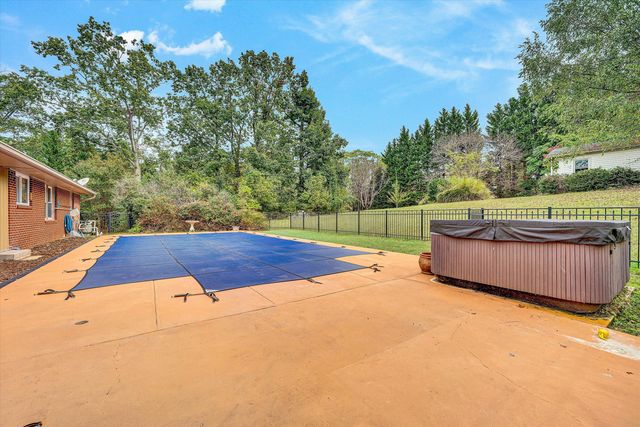 83 Springview CT, Troutville, VA 24175