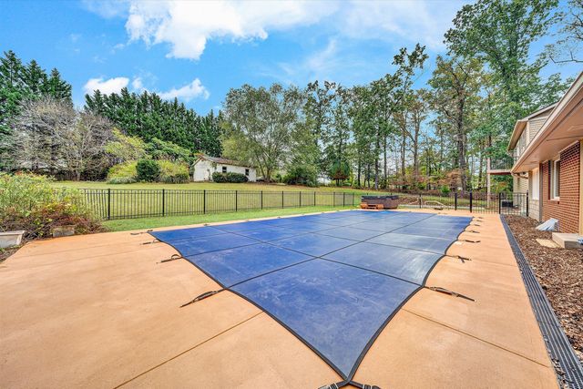 83 Springview CT, Troutville, VA 24175