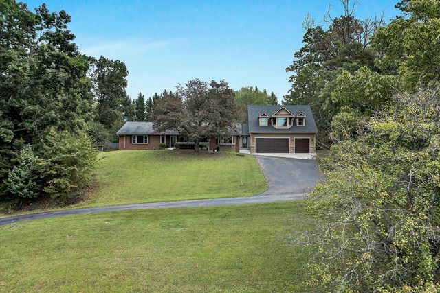 83 Springview CT, Troutville, VA 24175