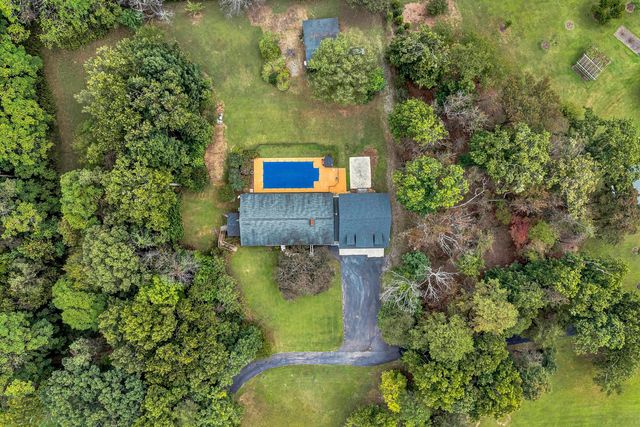 83 Springview CT, Troutville, VA 24175