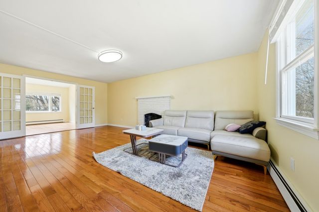 243 Winnacunnet Road, Hampton, NH 03842