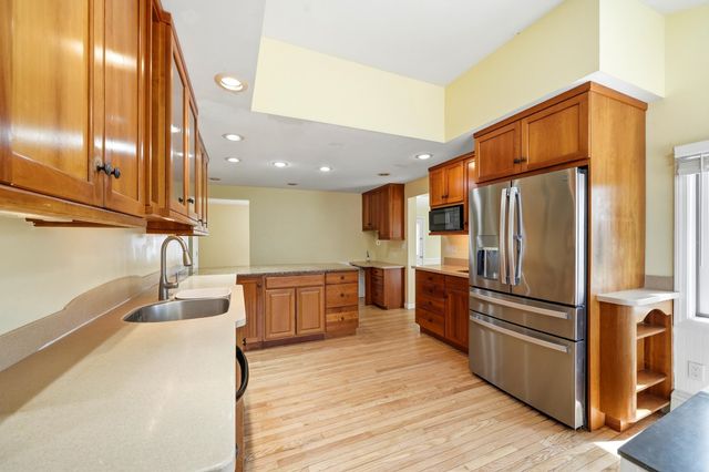 243 Winnacunnet Road, Hampton, NH 03842