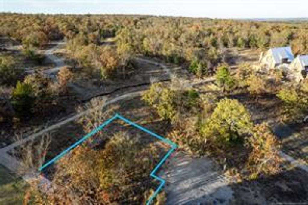 105 Ridgeline Road, Carlton Landing, OK 74432