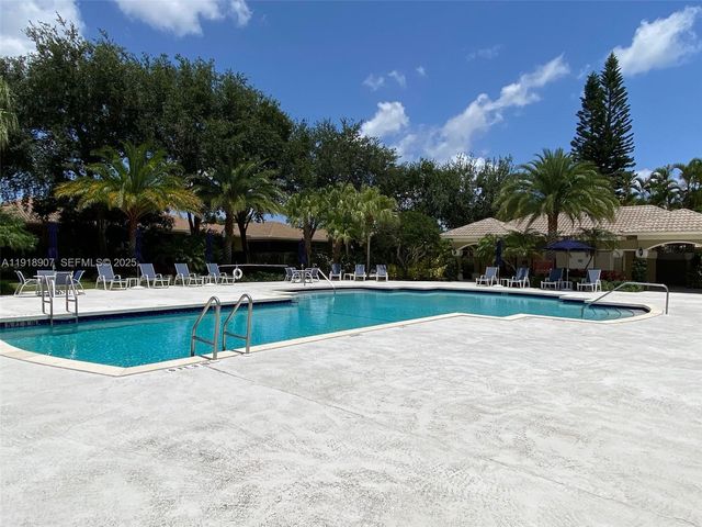 6626 NW 25th Ave, Boca Raton, FL 33496