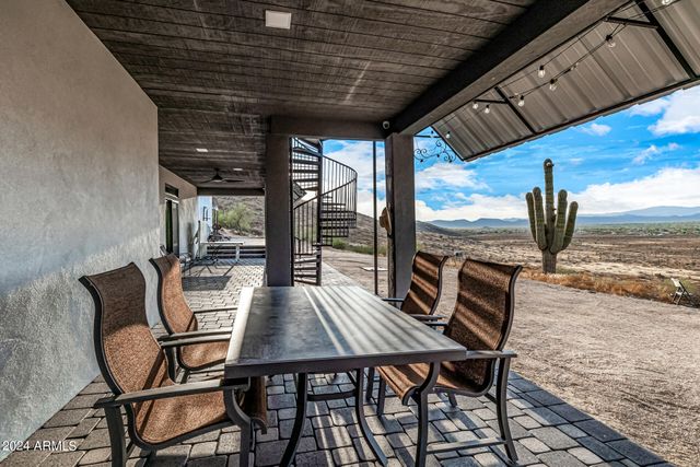 1829 W CLOUD Road, Phoenix, AZ 85086