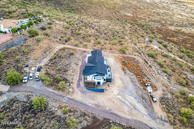 1829 W CLOUD Road, Phoenix, AZ 85086