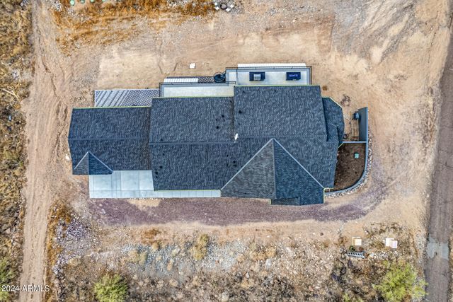 1829 W CLOUD Road, Phoenix, AZ 85086