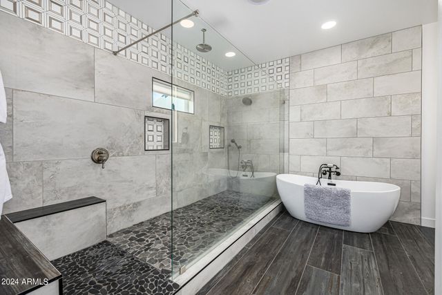 1829 W CLOUD Road, Phoenix, AZ 85086