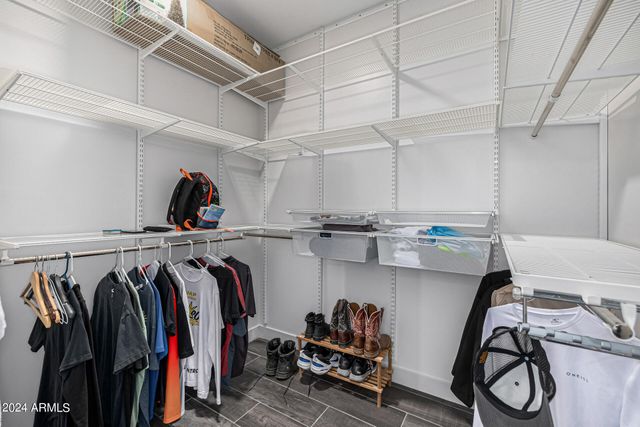 1829 W CLOUD Road, Phoenix, AZ 85086