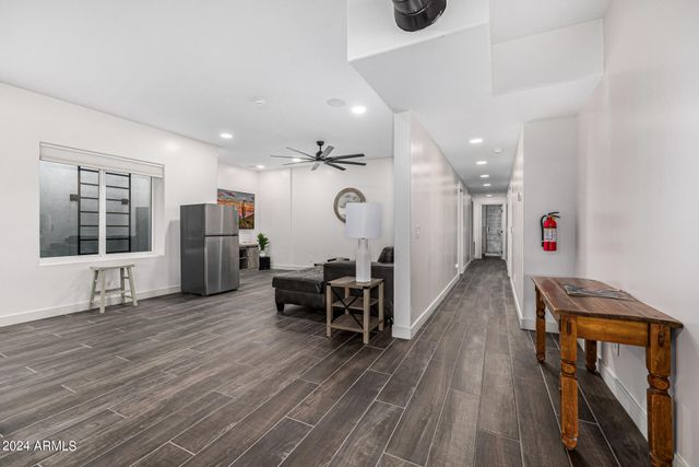 1829 W CLOUD Road, Phoenix, AZ 85086