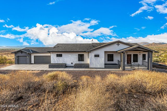 1829 W CLOUD Road, Phoenix, AZ 85086