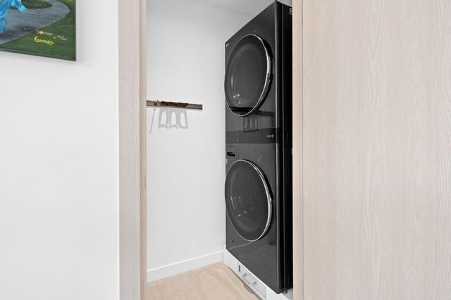 401 N Birch Road TH2, Fort Lauderdale, FL 33304