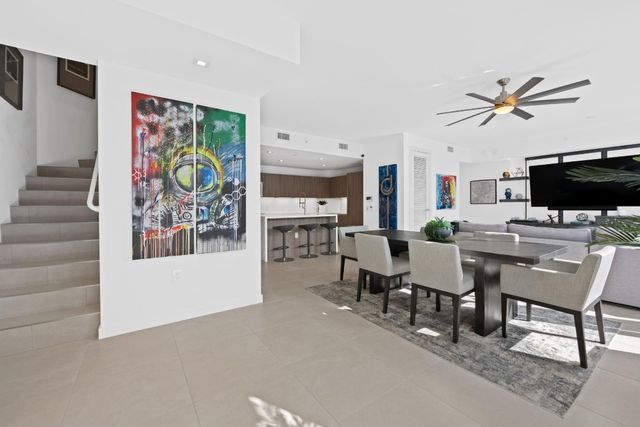 401 N Birch Road TH2, Fort Lauderdale, FL 33304