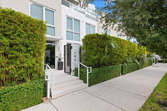 401 N Birch Road TH2, Fort Lauderdale, FL 33304