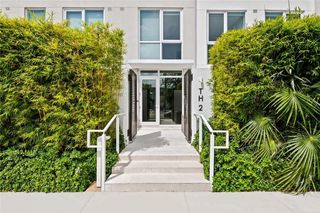 401 N Birch Road TH2, Fort Lauderdale, FL 33304