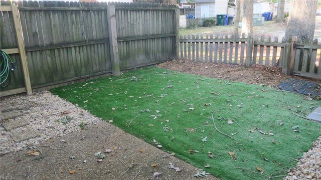 156 Sloane PL, Newport News, VA 23606