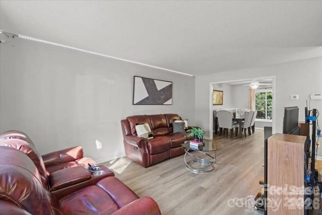 2009 Stoney Point Lane 24, Charlotte, NC 28210