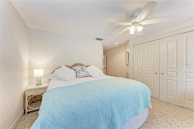 3310 MINEOLA DRIVE, Sarasota, FL 34239
