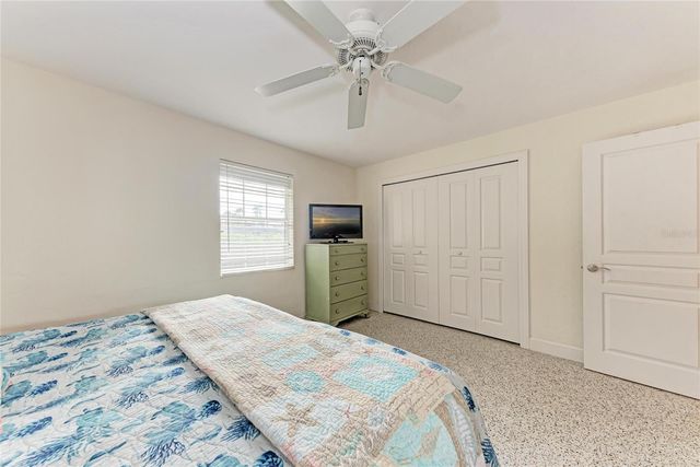 3310 MINEOLA DRIVE, Sarasota, FL 34239