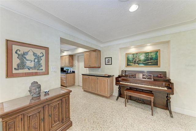 3310 MINEOLA DRIVE, Sarasota, FL 34239