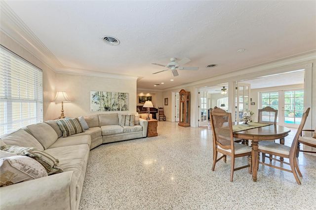 3310 MINEOLA DRIVE, Sarasota, FL 34239
