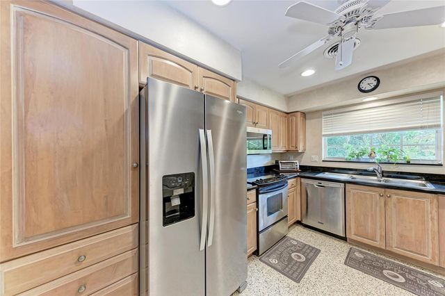 3310 MINEOLA DRIVE, Sarasota, FL 34239