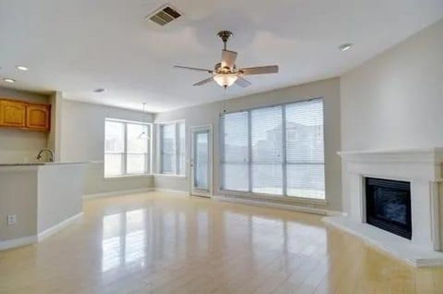 8729 Sunset Trace Drive, Fort Worth, TX 76244