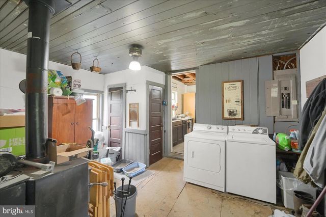 168 E MAIN ST, Rebersburg, PA 16872