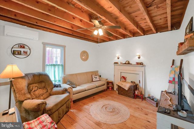 168 E MAIN ST, Rebersburg, PA 16872