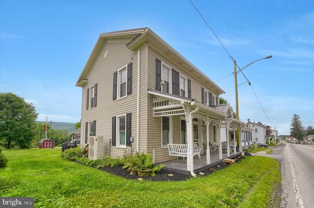 168 E MAIN ST, Rebersburg, PA 16872