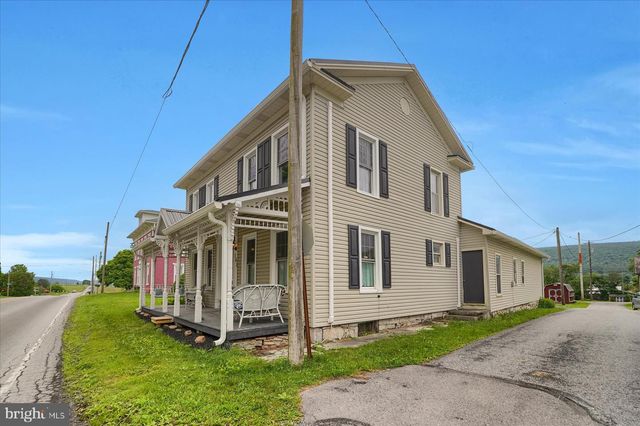 168 E MAIN ST, Rebersburg, PA 16872