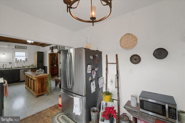 168 E MAIN ST, Rebersburg, PA 16872