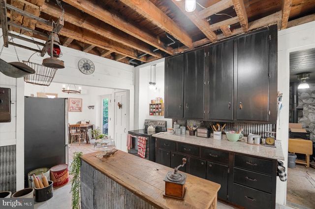 168 E MAIN ST, Rebersburg, PA 16872